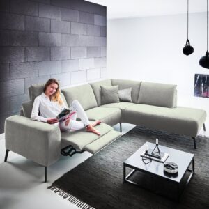 Rohový gauč, relax, šedá látka, od WESTFALEN (Nemecko): motorizované polohovacie kreslo (recliner) v polohe na čítanie