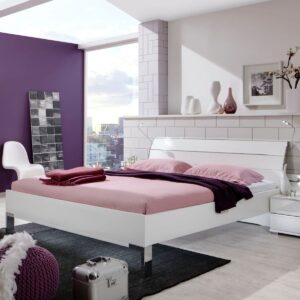 Minimalistická posteľ LOFT s dreveným čelom v bielej farbe