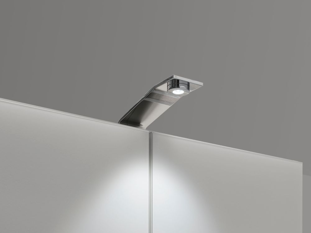 Prisadené svietidlo Power LED-Line v chrómovej úprave pre skrine MALIBU