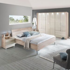 Spálňa LOFT s posteľou v dekore dub pílený a skriňou so skladacími dverami vo farbe magnólia